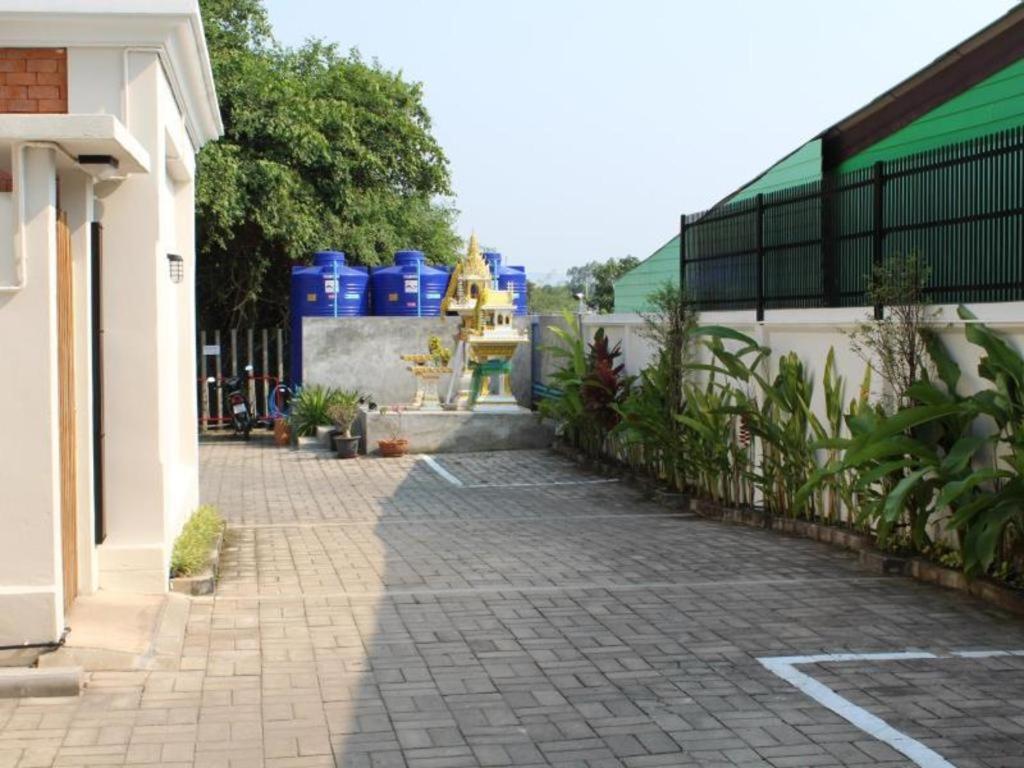 Baan Pimpisa Bangsaray Boutique Residence Bang Sare Bagian luar foto