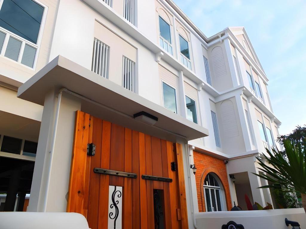 Baan Pimpisa Bangsaray Boutique Residence Bang Sare Bagian luar foto