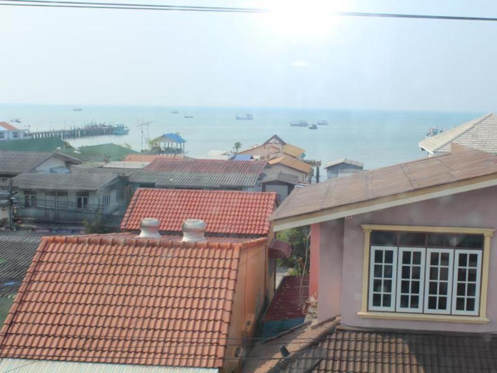 Baan Pimpisa Bangsaray Boutique Residence Bang Sare Bagian luar foto