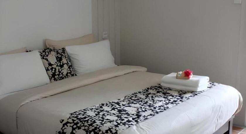 Baan Pimpisa Bangsaray Boutique Residence Bang Sare Bagian luar foto